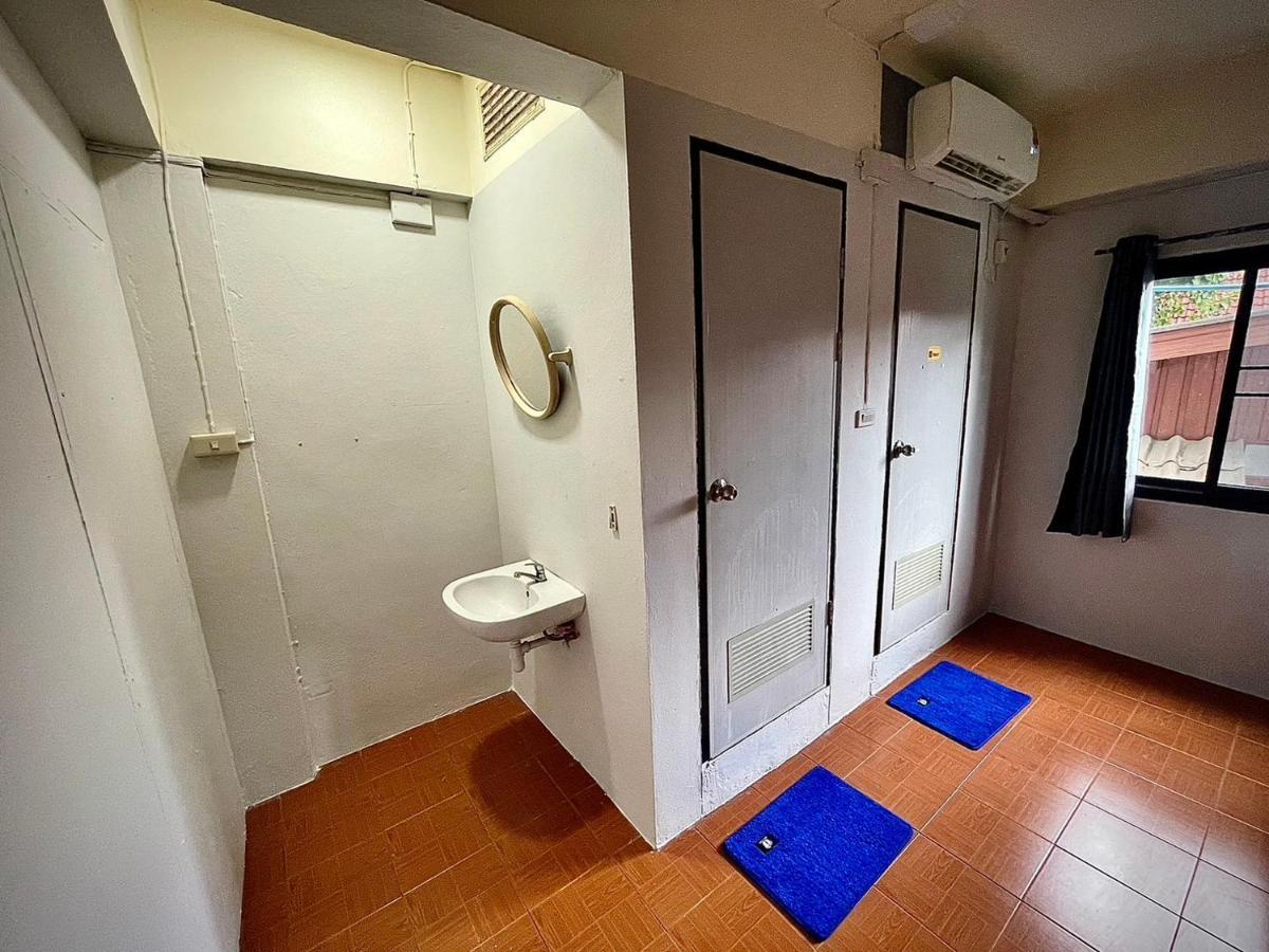 Satop Travelers Guesthouse Chiang Mai Zewnętrze zdjęcie