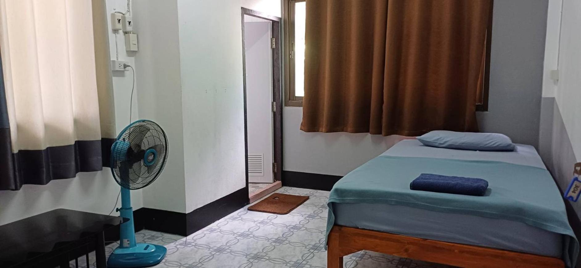 Satop Travelers Guesthouse Chiang Mai Zewnętrze zdjęcie
