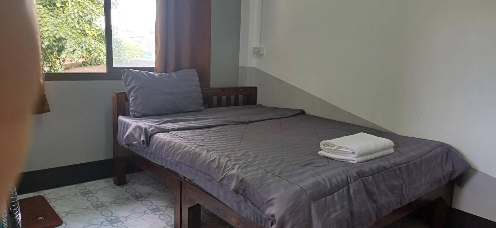 Satop Travelers Guesthouse Chiang Mai Zewnętrze zdjęcie